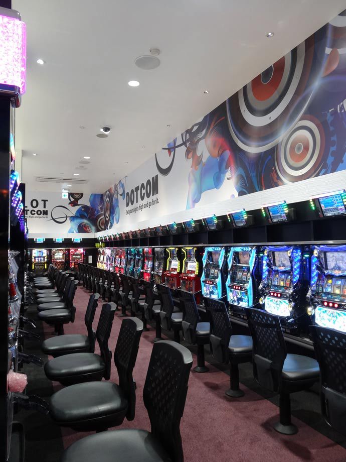 ドットコム八幡店改装工事