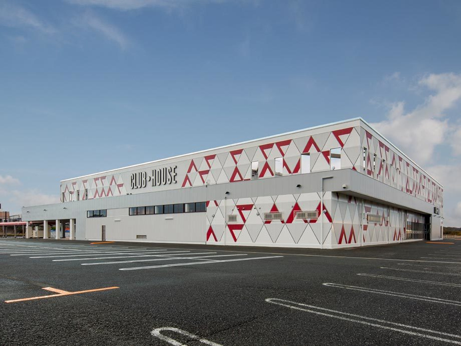 クラブハウス庄内支店外装リニューアル工事