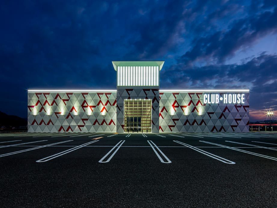 クラブハウス庄内支店外装リニューアル工事